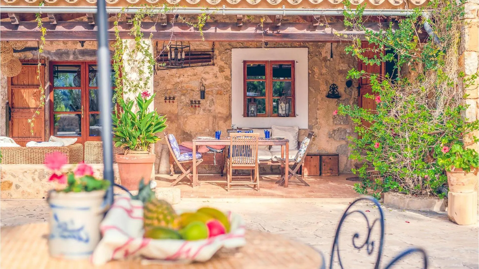 Cozy Home In Alaro 0*,